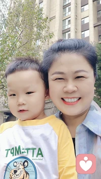 幫助別人，成就自己！
讓世界充滿愛，我用一生溫暖你！[玫瑰][玫瑰][玫瑰]配圖