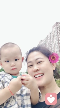 幫助別人，成就自己！
讓世界充滿愛，我用一生溫暖你！[玫瑰][玫瑰][玫瑰]配圖