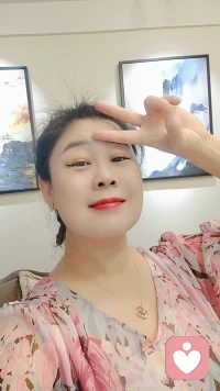 你不需要討好他人，我們的生命不是用來討好他人的，世界上沒有一個人值得我們去討好，除了我們自己，每個人活著都是為了享受生活，而不是被生活煎熬著，不要太去在意他人的眼光，要按自己喜歡的方式生活，做人沒必要刻意去討好誰，討好別人只會委屈了自己，做人沒那么復雜，你把我當回事，你的事就是我的事，你不把我當回事，你的事就不關我啥事，做自己才可以更自由更快樂，人生為自己而活！[太陽][太陽][太陽]配圖