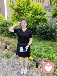 女人最美好的狀態，就是任由世界傷我無數回，但我眼神里依舊有青春時閃爍的希望！[強]/::D配圖