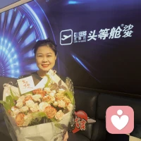 幸福是什么？
幸福是一種感覺，幸福是一種感知，幸福在每個人的心里，活著就是幸福！真正的幸福是有一顆知足常樂的心，真正的幸福是有一顆善良的心，多行善事，真心待人！真正的幸福是學會珍惜，珍惜身邊所擁有的一切，真正的幸福是學會感恩，感恩現在擁有的一切，知足常樂，笑口常開！幸福一直在我們身邊，幸福一直在該來的路上，希望我們每個人都幸福快樂！[玫瑰][玫瑰][玫瑰]配圖