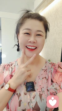 12月12日早安吉祥[合十]
笑一笑，十年少，快乐阿姐最漂亮！

今天工作中的阿姐满满能量！[呲牙]配图