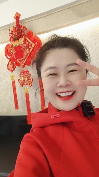 25年，
阿姐要最美，阿姐要最胖，阿姐要最有底氣，阿姐要最有福，阿姐要最牛逼，阿姐，最好！[偷笑]
時刻保持單純，單純是這個世界上最美麗的修行。
幫助他人，快樂自已，用我一生溫暖你！[玫瑰][玫瑰][玫瑰]配圖