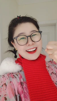 堅持是一種力量，它是照亮前路的明燈，它無形卻充滿愛，無論面臨多大困難，只要持之以恒去做，必定能夠戰勝挑戰，抵達成功的彼岸。
堅持是一種寶貴的財富，它讓我們在困難面前不屈不撓，在挫折面前永不言敗，只要我們持續努力，夢想就會實現，未會就會更加美好！配圖
