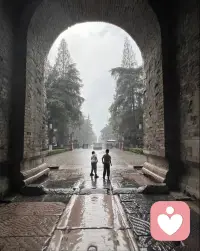 時間翻轉的另外一個重點就是要能夠同時選擇意義和金錢，也就是可以一邊賺錢，一邊實現人生的意義。配圖