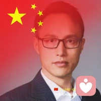 心理咨詢：心理咨詢不僅僅是解決問題，更是一個促進個人成長的過程。通過與咨詢師的互動，你可以學習到新的思維方式和行為模式，培養積極的心態和品質，實現自我價值的提升。
在生活的旅途中，我們常常會遇到各種挑戰和困惑，有時候這些問題會讓我們感到迷茫、焦慮甚至痛苦。而心理咨詢，就像是一盞明燈，照亮我們內心的世界，幫助我們找到前行的方向。配圖