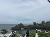 太害怕别人的负面评价，你的生活就永远是他人欲望的合集。