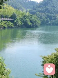 心理治疗～
并不是让你变的更好，
而是让你变的更真实。