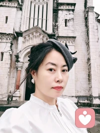 国庆赴白鹿，在老教堂与法式山野间，记录属于自己的片刻安宁。
生活的美好，从来不是等来的圆满，而是愿意停下脚步，去看见、去感受。
愿我们都能在日常里，保有这份对美好的向往，好好关照自己，奔赴温柔与光亮。配图