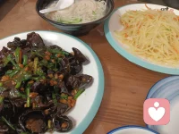 人間煙火氣，最撫凡人心。
內心富足，小富即安，生活無憂。
你若安好，便是晴天。
大道至簡，生活不需要太多復雜太多華麗。配圖