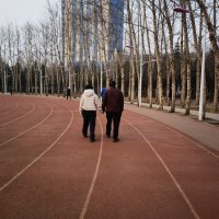 跑完十公里 看到了这一幕 

用相机记录一下吧配图