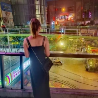 可惜我不穿碎花裙 

也不懂Polo衫的深情配图
