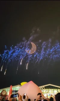 人與人之間的關系 本來就很淺薄 

稍不留意就會變得 可有可無配圖