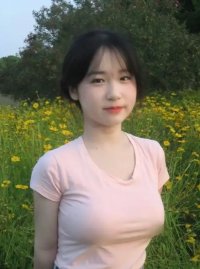現在女孩子的一生一共有三次選擇的機會:
第一次是出生，我們不能選擇父母，只能被動接受成為誰的孩子；
第二次是高考，上什么樣的大學，去那座城市，是你人生的轉折點，路往哪走，看你往那個方向去；
第三次次是嫁人:這是你自己選擇的，你選擇什么樣的伴侶，和誰結婚，注定你后半生的生活質量
說的一生都有正確答案?都是摸著石頭過河罷了?
失敗了叫教訓，就當學費了；成功了叫經驗……配圖