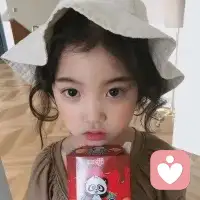 心理學上有一個“標簽效應”，美國心理學家貝科爾認為：“人們一旦被貼上某種標簽，就會成為標簽所標定的人?！?貶低式教育就像是在不斷給孩子貼上壞的標簽，讓孩子一步步自我實現了父母的這份“壞的預期”中。配圖