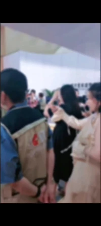 如果孩子的出生是為了繼承自己的勞碌 恐慌 貧困 ……

那么不生也是一種善良#原生家庭配圖
