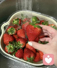 當(dāng)你心態(tài)充滿陽光時(shí)，就會(huì)開始理解周圍的每一個(gè)人。沒有好壞，沒有對(duì)錯(cuò)，只是他們處在一個(gè)不同的頻率中，顯化出不同的狀態(tài)，做了不同的選擇，有了不同的語言和行為。 ?配圖