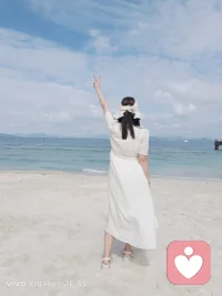 善良和爱都是免费的，但绝不廉价，就像我对你的好，请你记住是我愿意，不是我应该.永远要保持一分的爱，留给自己！配图