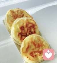 早安！别让任何人  消耗你内心的晴朗，生活应该被热爱的人和事填满 ！配图