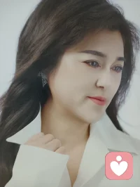 化解困惑，把握心海羅盤；自我調試，擁抱生活。塑造陽光心態，體驗美麗人生。配圖