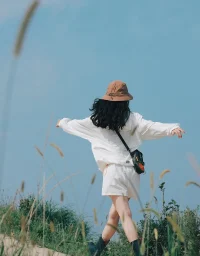 邁開步伐向前走！配圖