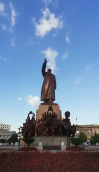 沈陽中山廣場配圖