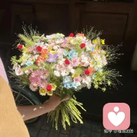 追风赶月莫停留，平芜尽处是春山，前行，终会看到最美的风景。配图