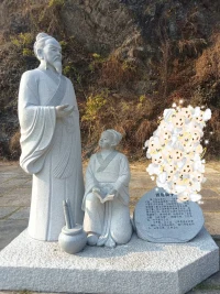做父母的不能以固有的認(rèn)知去教育孩子，做為父母也是要學(xué)習(xí)的！因?yàn)槊總€(gè)人做為父母這個(gè)身份之前也是一個(gè)孩子，網(wǎng)上一位父親與孩子的對(duì)白：爸爸也是第一次做爸爸這個(gè)身份，爸爸也需要學(xué)習(xí)，有做得不到位的地方請(qǐng)兒子多多諒解。