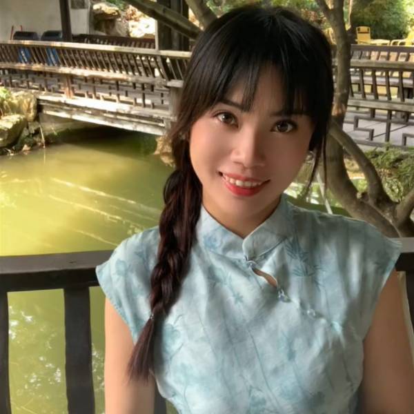 夏薇