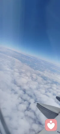 做自己
冲破别人眼里的自己
飞入云端的感觉！配图