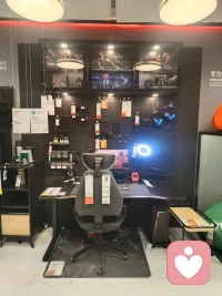 周末逛宜家。
不管周围的人怎样对待自己，想要拥有什么样的心情和情绪始终是由自己来决定的。配图