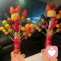 情绪是一个需要被呵护的宝宝， 生活中会遇到各种各样的问题
产生情绪当情绪到来时，是想告诉我们，宝宝很害怕、很无助、很痛苦， 请你重视和认真的对待我， 不要再忽视我， 
请给我帮助、支持、温暖和爱
当我们满足情绪宝宝的需求是什么
我们要处理让你产生情绪问题，不是去消除情绪
情绪是潜意识中的那个真实的自己，是你的代言人，请不忽略真实的自己。配图