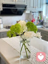 那些压在心底的委屈、说不出口的烦恼，都可以慢慢讲，我在这里，认真听，不评判。配图