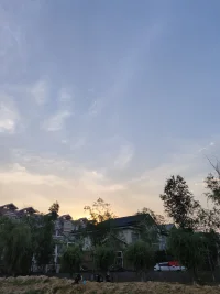 随着太阳的冉冉升起，运动也结束了，开始新的一天！