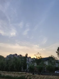 随着太阳的冉冉升起，运动也结束了，开始新的一天！