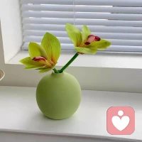 人與人之間的能力并沒有很大區別，
真正能區分的，是人的眼界、認知及努力。配圖