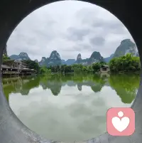 生命的宽度，从不困于一张试卷。

父母放下焦虑，便不会成为压垮孩子的那片雪——未来辽阔，风景不止一处。配图