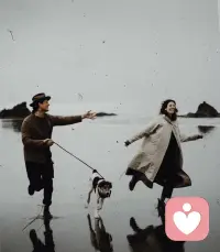 所有长久的关系
都在暗处标着匹配的价签—
不是现实的算计
而是认知同频、能量共震、灵魂等重