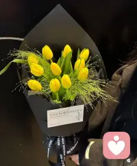 爱自己的明媚，也接受自己的破碎。当我们学会爱自己时，就不会再担心失去了。配图