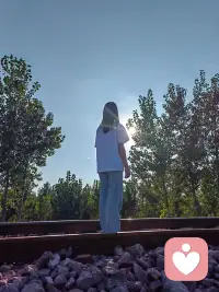 宁可做一个不幸的人，但是知道一切，却不愿做幸福的人，而过着傻瓜的生活。
                         ——陀思妥耶夫斯基《白痴》