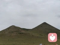 真正聪明的人懂得选择不生气——不在低价值人事上浪费高价值情绪。

 情绪稳定是人生的风水，健康，抗衰，睡眠等能全面提升身体状态、事业发展、家庭和谐与财富积累。

如果您有情绪方面的困扰，欢迎来聊聊哦。配图