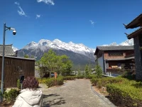 人生短暫，何必爭論不休，轉(zhuǎn)眼間便已是暮年；別再為小事糾結，因為屬于我們的每一刻都在消逝。配圖