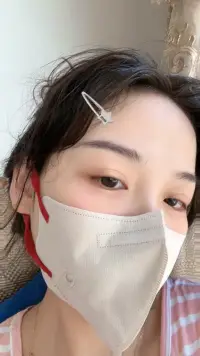 只要你肯吃苦，你就有吃不完的苦，
只要你不愛自己，會(huì)有更多的人不愛你，只要你不尊重自己，別人更不會(huì)尊重你，只要你愿意委屈自己，那你就會(huì)得到更多的委屈。配圖