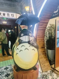 你是否会为我撑把伞？配图