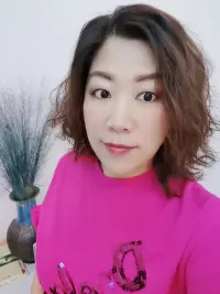 人最好的狀態就是銷聲匿跡，人除了賺錢以外，其實根本不需要那么多社交。我們更需要的是安靜，免打擾，和自己心愛的人在一起享受生活，低調，清醒。[強]配圖