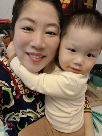 語言干凈，外表干凈，靈魂干凈，簡單快樂，知足常樂，愛生活，懂感恩。配圖