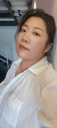 勇敢是一种选择
面对困难
选择迎刃而上
你就是最棒最坚持的