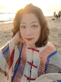 平凡的日子里，偶尔慢下心来，素喜光阴，不问今夕何夕，简单就是幸福。