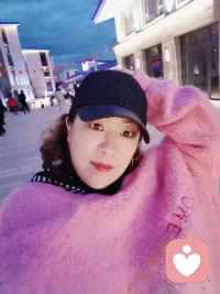 你只要不关注任何人的动态，不揣测任何人的想法，不去设想一些没发生的事情，简单点，顿一点，慢一点，你会发现你会过得很自在，心不累。配图