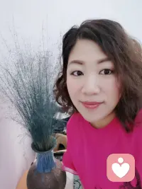 一輩子那么短，一定要找一個心中有暖意的人，彼此溫柔相待，共同守望。配圖